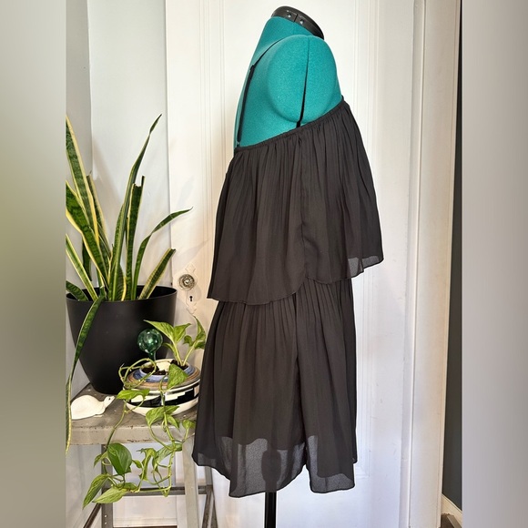 Spaghetti Strap Elastic Waist Square Neck Ruffle Rompers small black - Picture 4 of 10